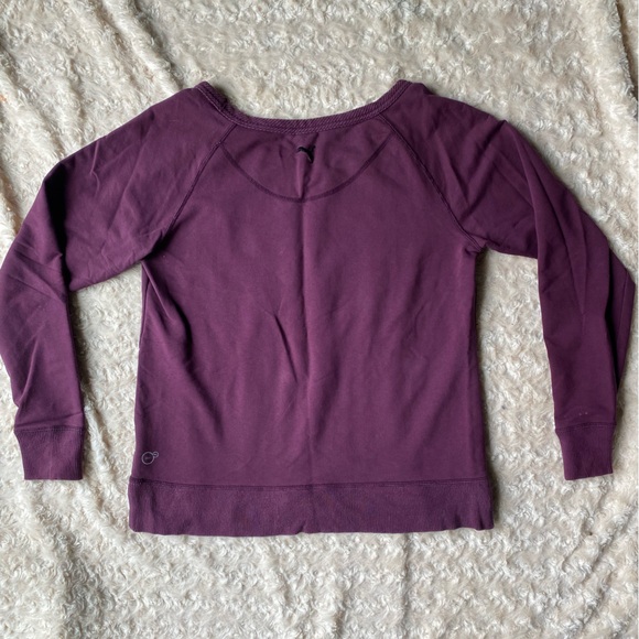 Puma Red/Burgundy Jumper Training Sweatshirt | SIZE: M - Picture 4 of 11